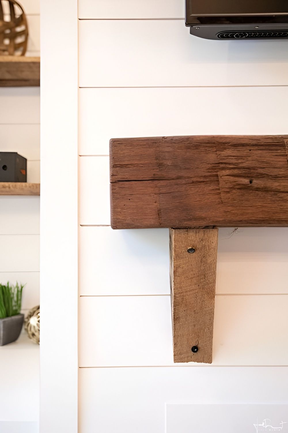 Reclaimed barnwood wall in a finished room, Beechcreek Timber
