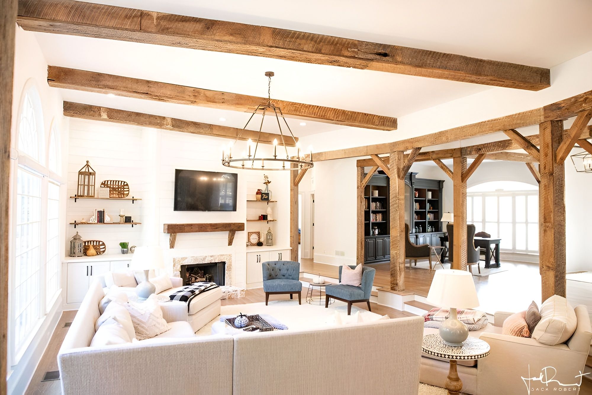 Reclaimed wood accent wall in a living room