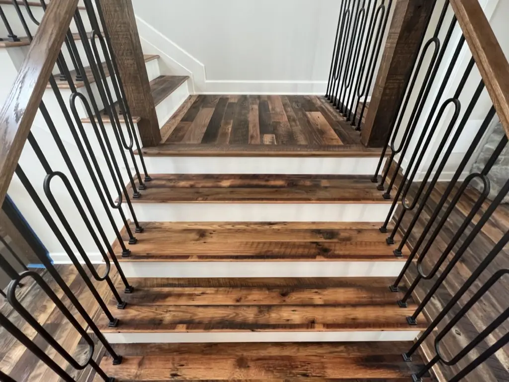 Barn Siding Mixed Oak flooring