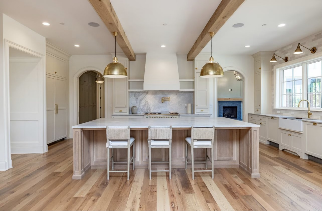 Barn Siding Oak flooring