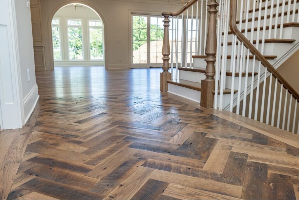 Barn Siding Oak flooring